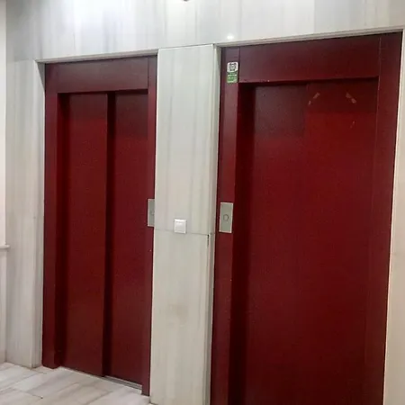 Nice Apartament アパート